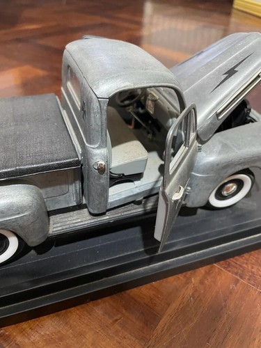 Carhartt Ford F-1 Pick Up 1948 1:18 Die Cast Metal Limited edition - Foto 7 di 13