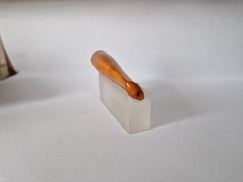 Vintage Amber Cigarette Holder Bakelite with 9k-375 Gold - Picture 2 of 7