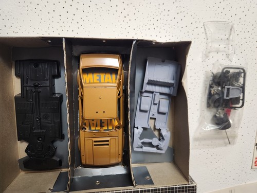 Burago 1/24 Ford Mustang Indy Diecast Kit Foxbody Diecast - Imagen 5 de 8