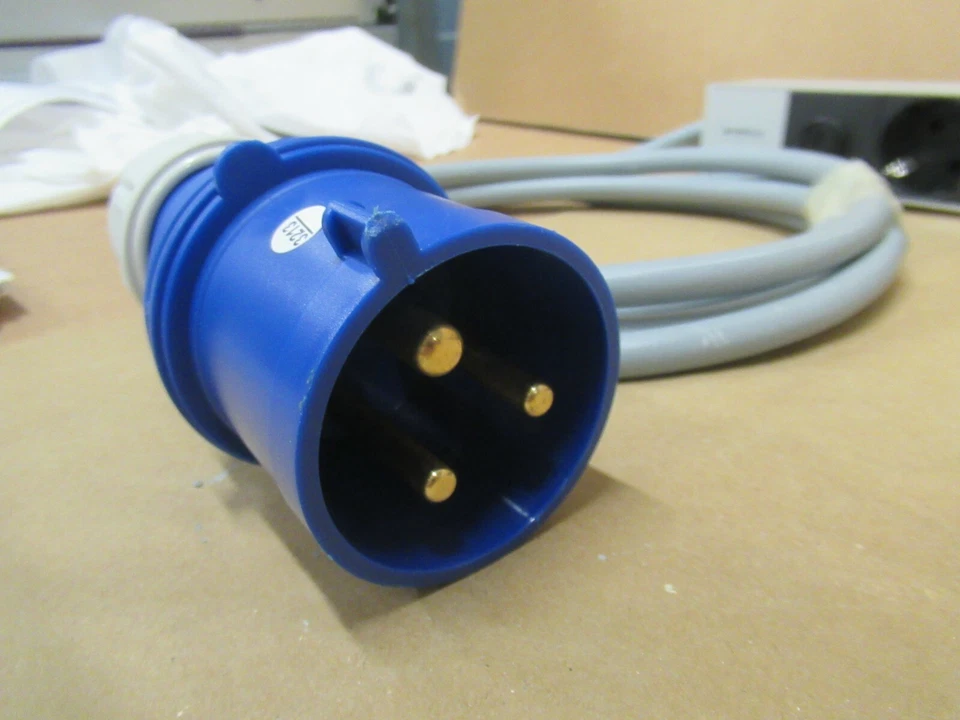 Minkels PDU 20x Type F C20 Power Distribution Unit Rackmount 32A 250V 333.3662 - Image 4 of 4