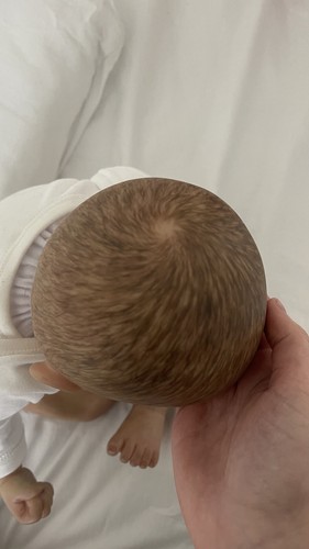Beautiful reborn baby doll - Picture 9 of 16
