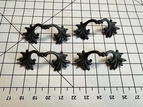 4 Cast Iron Antique Victorian Style Drawer Pull Barn Handle Door Handles 1960 - Bild 1 von 7