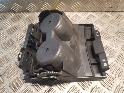 CHRYSLER 300C Touring LX Cup Holder 101525-04 - Picture 3 of 4