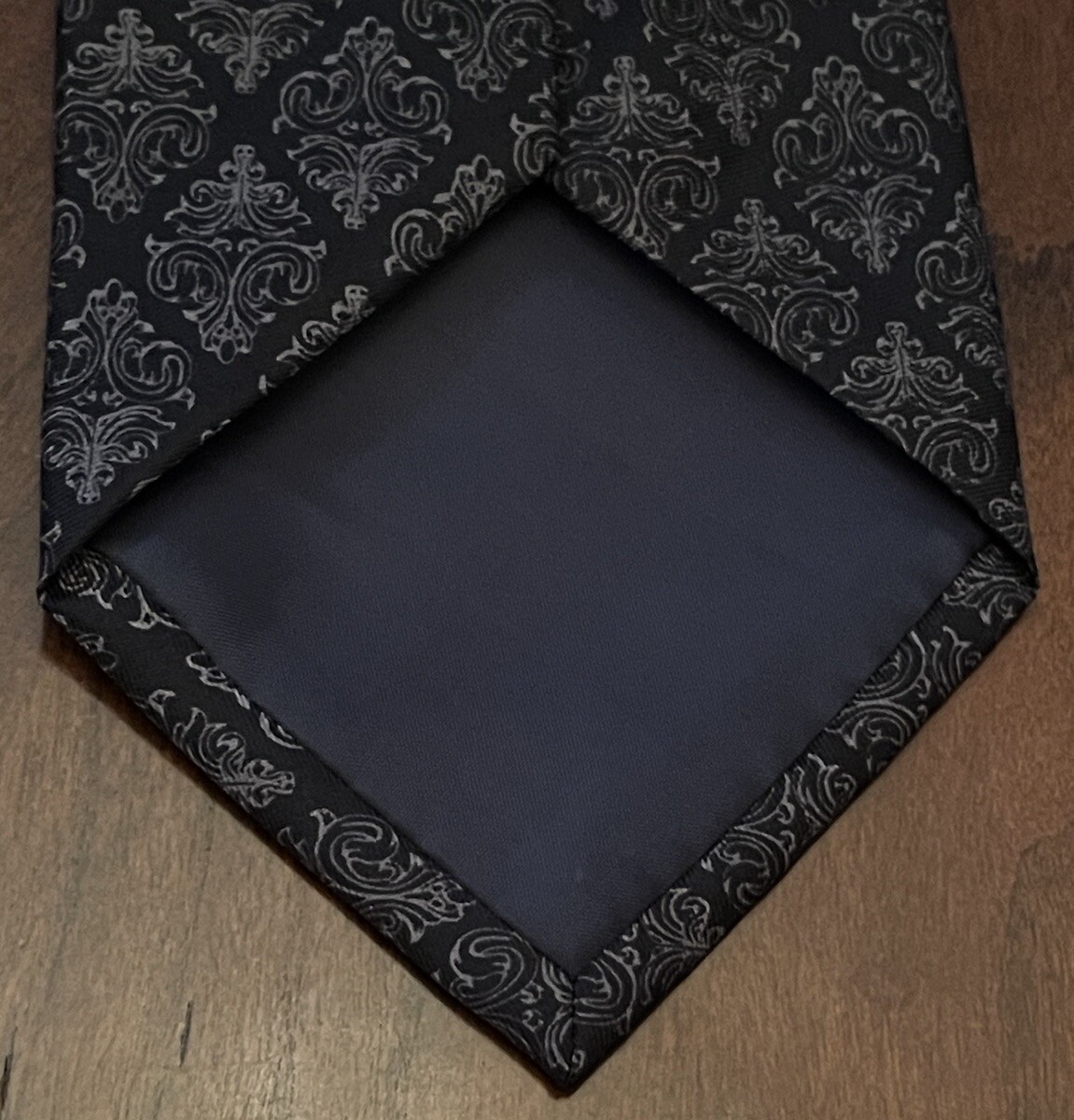 Picture 2 of 9