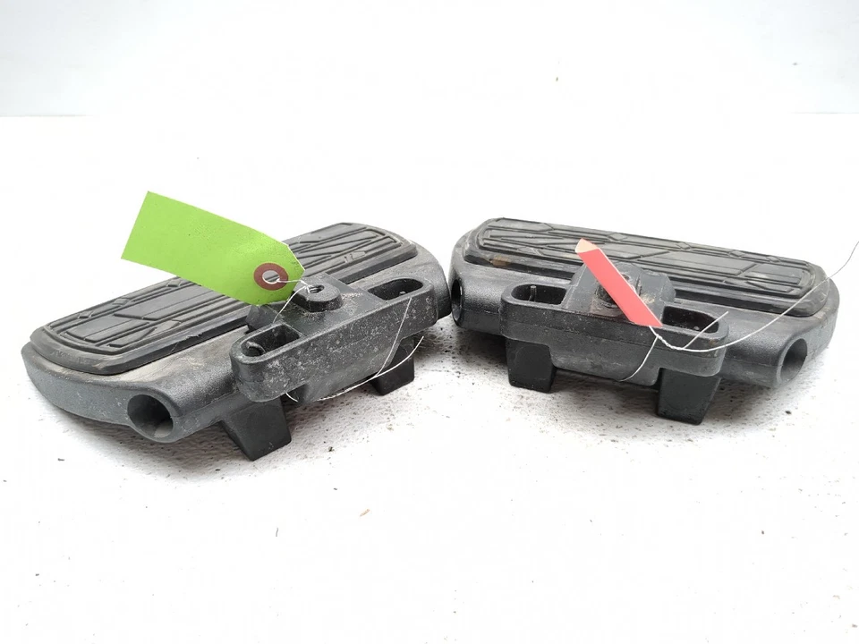 13-17 Can Am Spyder RT-S SE6 后乘客地板板 — 第 2/4 张图片