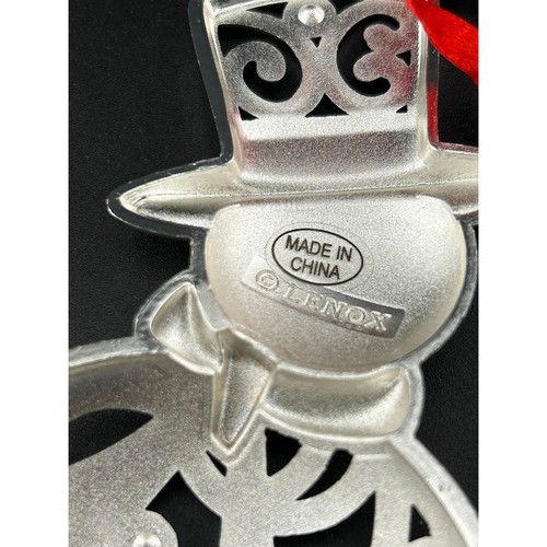 Muñeco de nieve plateado Lenox adorno de Navidad sombrero de copa bufanda pedrería decoración navideña - Imagen 5 de 5
