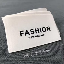 1000 Pezzi Etichette Tessuto Personalizzate Felpe con Cappuccio Camicie Pantaloncini Altri Prodotti Logo Personalizzato