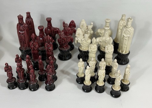 VTG Kingsway Florentine Replica 11th Century Figures Chess Set 32 Porcelain Read - Bild 14 von 18