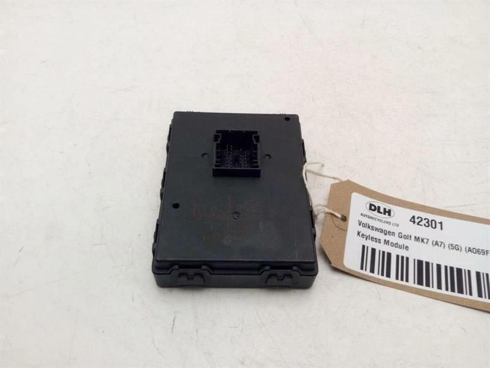 Keyless Entry Ecu Volkswagen Golf R Tsi 4motion Dsg 2018-2020 1984cc Petrol - Image 4 of 4