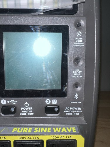 RYOBI 1800-Watt Continuous / 3000-Watt Peak Output Lithium-Ion Push-Button Start - Picture 14 of 20