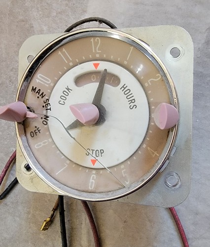 Vintage 5432256 Frigidaire Fornello Forno Orologio Timer NON TESTATO Modello RD-38-56 Usato - Foto 1 di 4