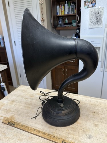 Vintage Trimm Concert Model Phonograph Horn Speaker Trimm Radio Mfg. Working - Picture 9 of 16