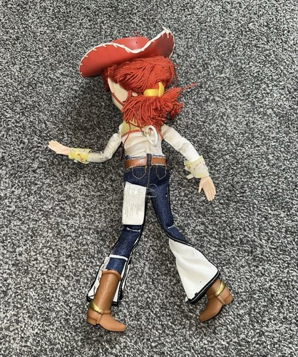 Vintage Disney Thinkway Toy Story Jessie Pull Cord Raro con Cappello, Giocattoli, (6) - Foto 3 di 4