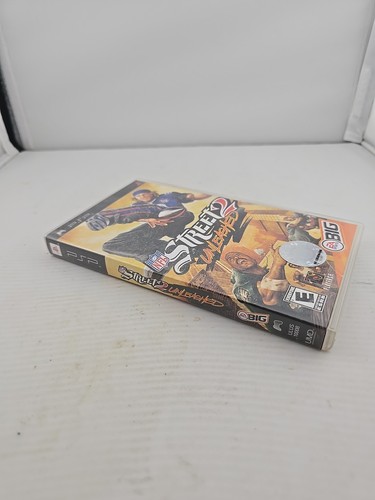 NFL Street 2: Unleashed (Sony PSP, 2005) Case And Manual Only - Picture 2 of 5