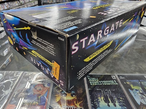 STARGATE "Winged Glider" Alien Attack Craft 1994 De colección Nuevo - Imagen 20 de 22