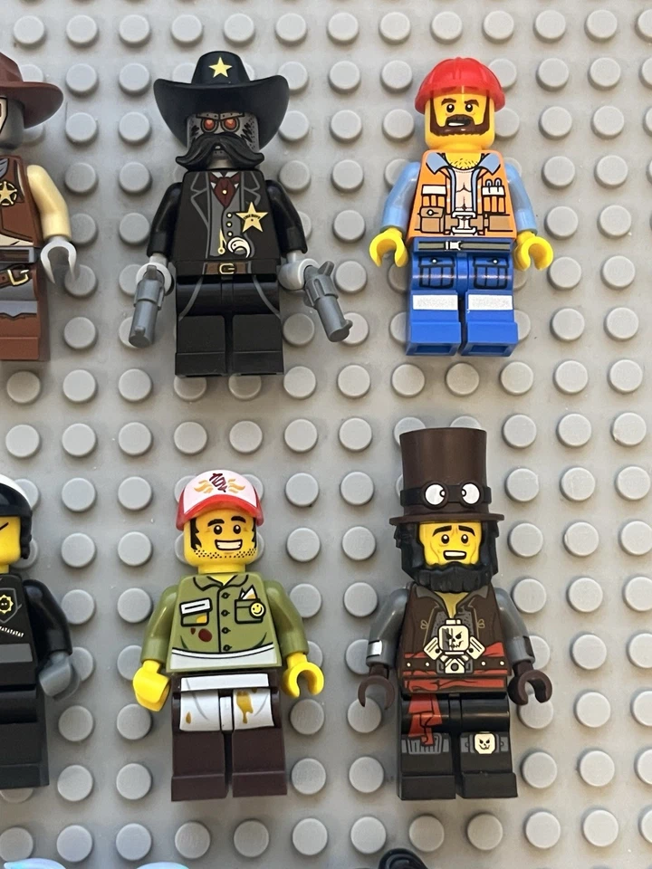The LEGO Movie Minifigure Lot - Free Shipping! - Image 3 of 4
