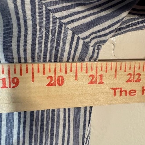 UNTUCKit Shirt Mens Medium Blue Striped Short Sleeve Button Up Caleb Slim 41537 - Picture 6 of 7