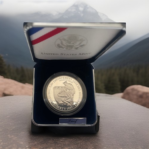 1997-P National Law Enforcement Officers Memorial Proof Silver Commemorative $1 - Picture 5 of 8