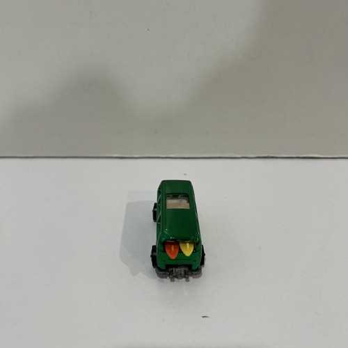 Hot Wheels Custom Redline Volkswagen Rear Loading Beach Bomb Green Repro (#12) - Picture 4 of 4