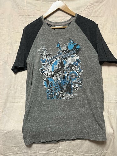 Disney World T-shirt XL Lots Of Characters Stitch Brer Rabbit Mansion Lands - Picture 1 of 10