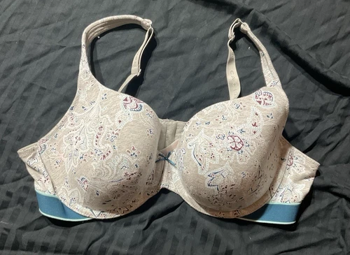 Cacique Lightly Padded T-Shirt Bra 42C- Gray Paisley Floral