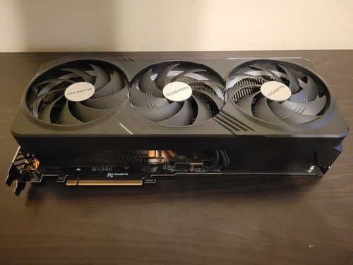 Gigabyte Nvidia Geforce RTX 4090 OC 24GB GDDR6X Graphics Card Warranty Till 2027 - Afbeelding 7 van 20
