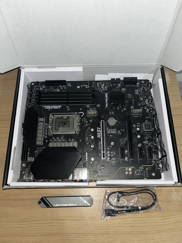 MSI Pro Z790-S Wifi DDR5 Intel LGA 1700 ATX Mainboard *Defekt*