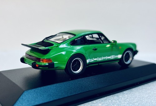 1:43 MINICHAMPS 1975 PORSCHE 911 930 turbo 50 Years turbo green white LE 911 pc. - Picture 7 of 14