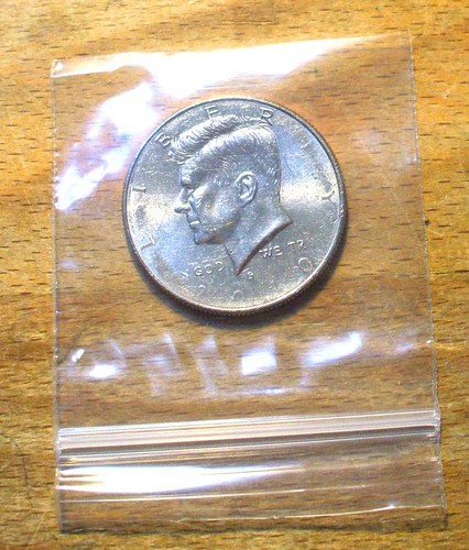 2010-P Uncirculated KENNEDY Half Dollar - ERROR - Major Struck Thru Grease Error - Picture 3 of 4