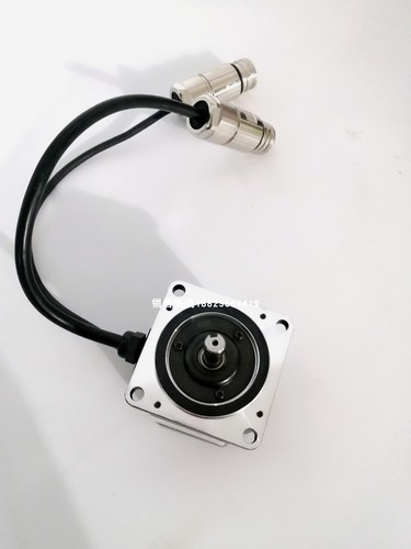 1PZ Nuovo YASKAWA SGMPH-01AAE41D Servomotore SGMPH01AAE41D Spedizione Celere - Foto 3 di 3