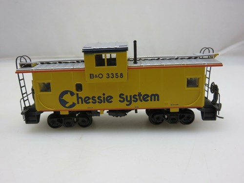 Athearn WIDE VISION CABOOSE CHESSIE Baltimore Ohio B&O Scale Kit 5369 BUILT - Picture 3 of 8