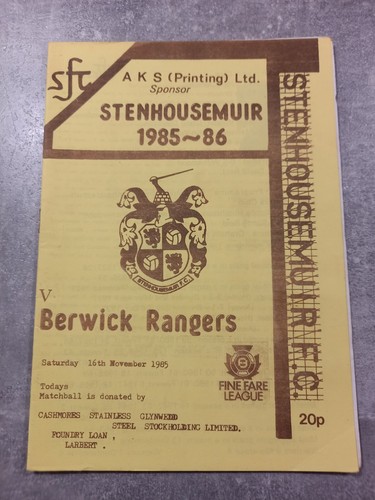 STENHOUSEMUIR HOME PROGRAMMES 1981/82 TO 1992/93 - Picture 4 of 9