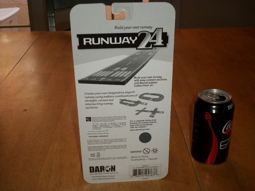 F/A -18A HORNET [ USN BLUE ANGELS ], DIECAST PLANE TOY & PLASTIC RUNWAY SECTION - Picture 8 of 9