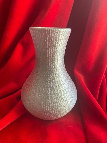 Handmade 3D Printed Holiday Sliver Vase For Dry Flowers Only - Picture 11 of 11