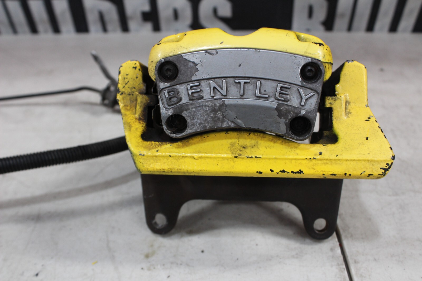 2006 BENTLEY CONTINENTAL FLYING SPUR FRONT AND REAR CALIPER SET OF 4 OEM