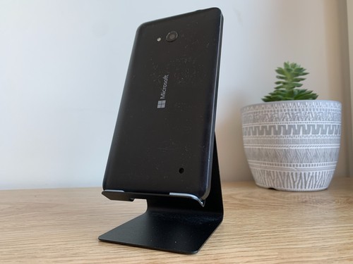 Microsoft Lumia 640 - 8GB, Quad-Core, Black (Unlocked) AU STOCK - CRACKED SCREEN - Picture 2 of 6