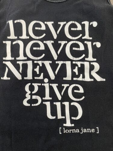 LORNA JANE Singlet Black Never Never Never Give Up Size S - Picture 3 of 3