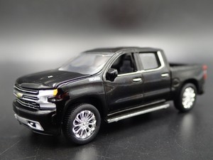 2019-19-CHEVY-CHEVROLET-SILVERADO-PICKUP-TRUCK-RARE-1-64-SCALE-DIECAST-MODEL-CAR