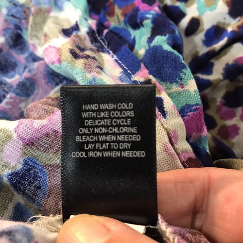 Vestido tórrido multi floral de rayón con botones ajustados con tiras a la rodilla para mujer talla L - Imagen 9 de 9