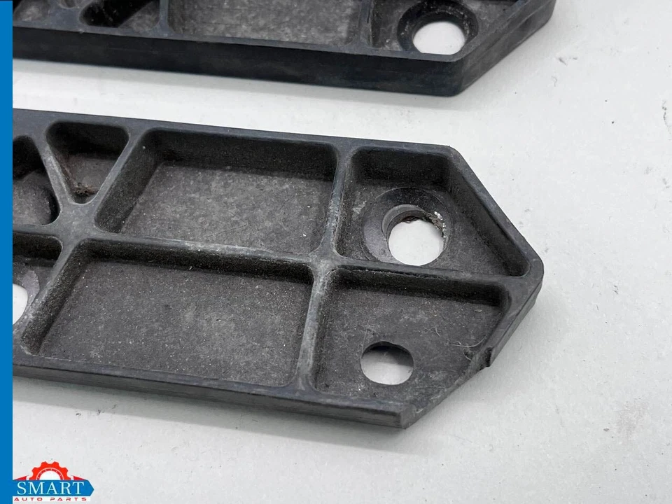 Pontiac Solstice Rear Bumper Outer Bracket Set Right + Left 06-09 OEM - Image 4 of 4