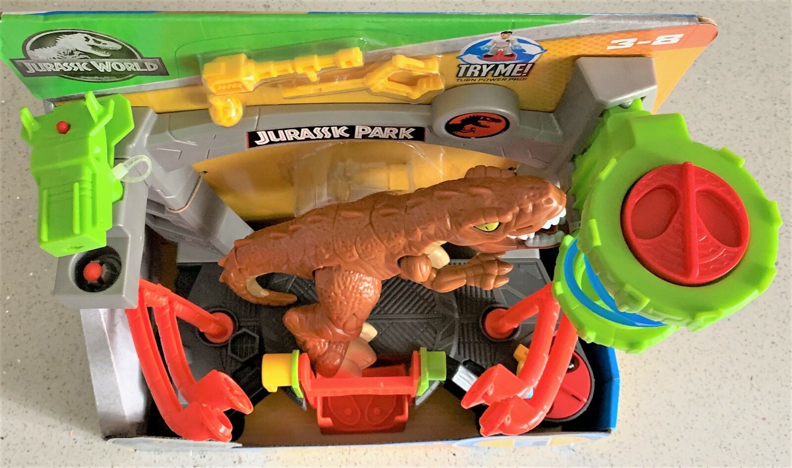 imaginext jurassic world lab gift set