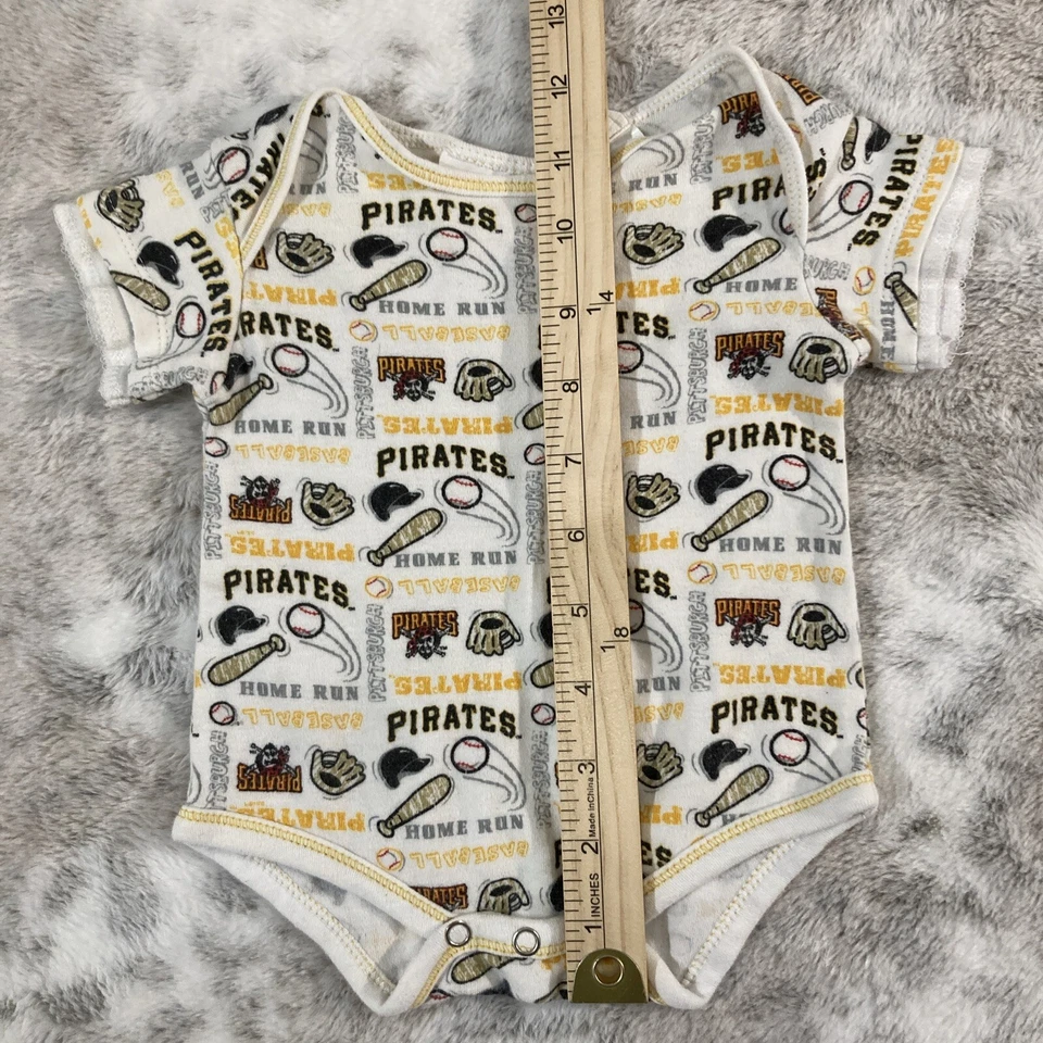 Mono oficial de béisbol MLB de los Piratas de Pittsburgh de 1 pieza 0-3 meses ropa de bebé Foto 4 de 4