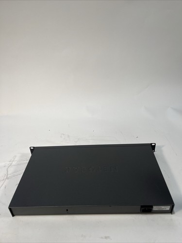 Netgear Prosafe GS748T v5 - Picture 4 of 5