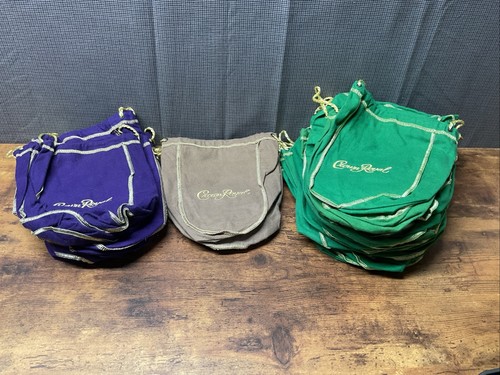 Crown Royal Canadian Whiskey Tragetasche 38 Stück in lila, hellbraun, grün