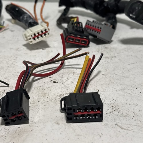 Harness Connectors 05-06 F250 F350 Fuse Box Junction Block 6C3T-14A067-AB OEM - Picture 8 of 16