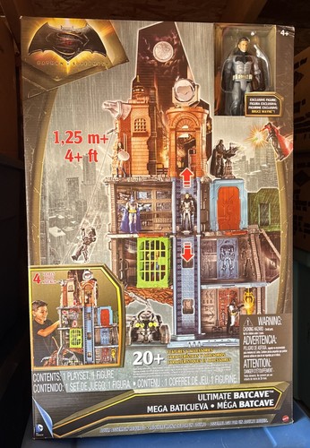 2016 Mattel - DC Comics - Batman vs Superman Ultimate Bat Cave NEU Neu im Karton - Bild 1 von 7