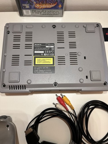 CONSOLE SONY PLAYSTATION 1 PS1 MOD. SCPH-9002 + Joystick Scph 1180 RARO + Spyro - Imagen 6 de 11