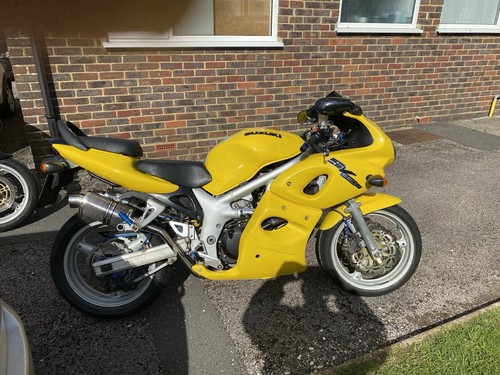Suzuki SV650/S - Picture 1 of 5