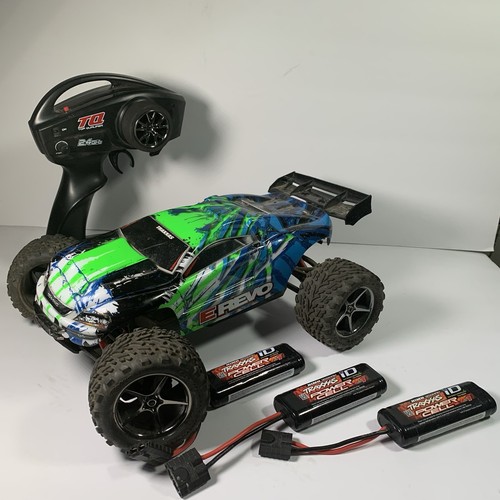 Traxxas E-Revo 1/16 RTR 4WD Elektro Monstertruck - Bild 1 von 8