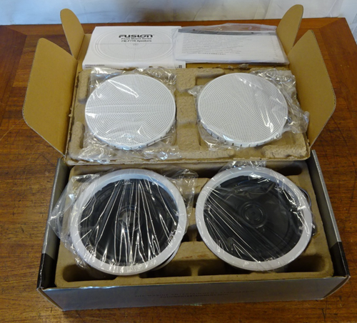 Fusion FM-F77RW 7,7" Einbau-Lautsprecher weiß / Restposten / Boot (0345) - Bild 1 von 5